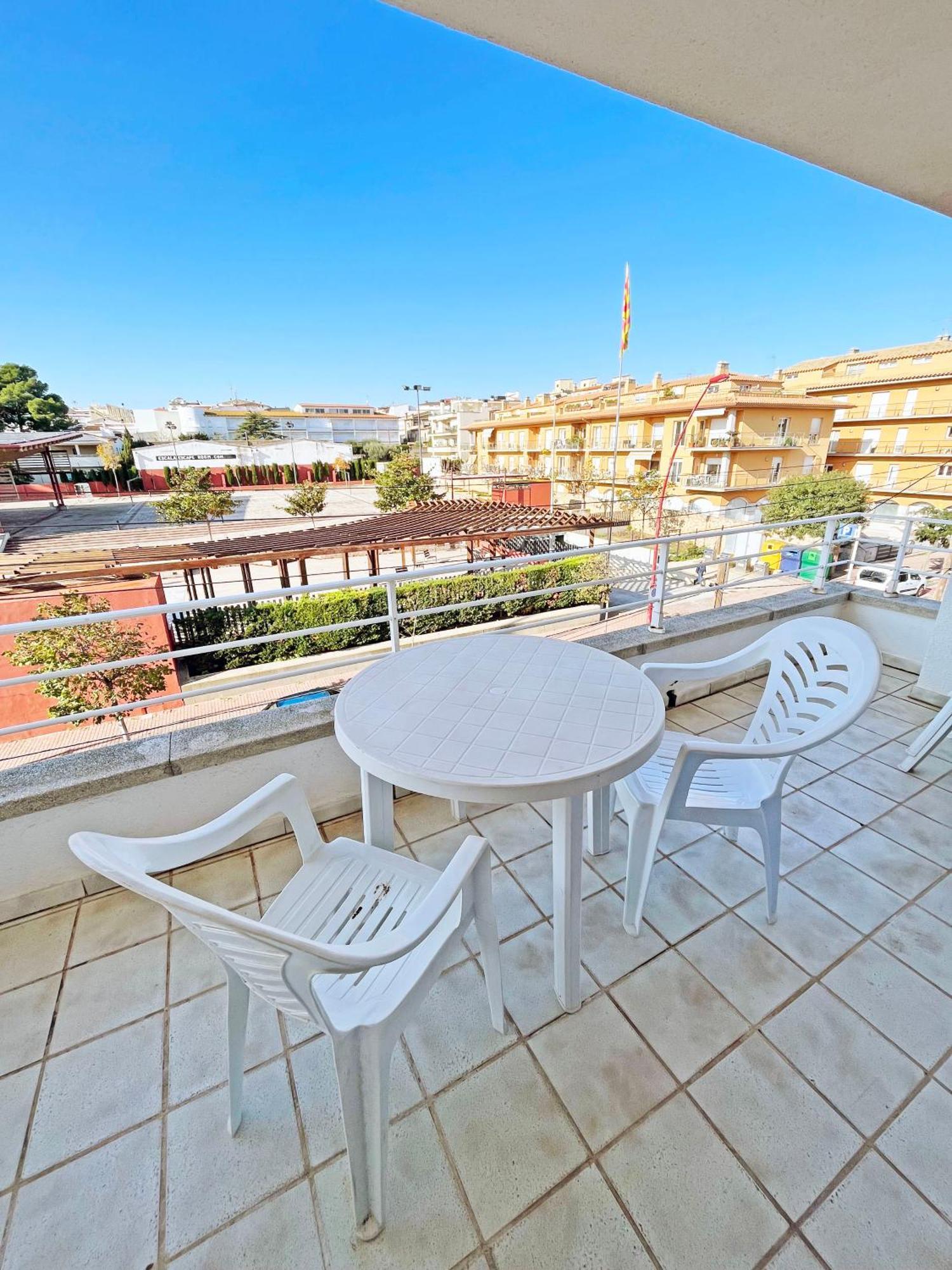 Apartamento De 3 Habitaciones En El Centro L' Escala エクステリア 写真